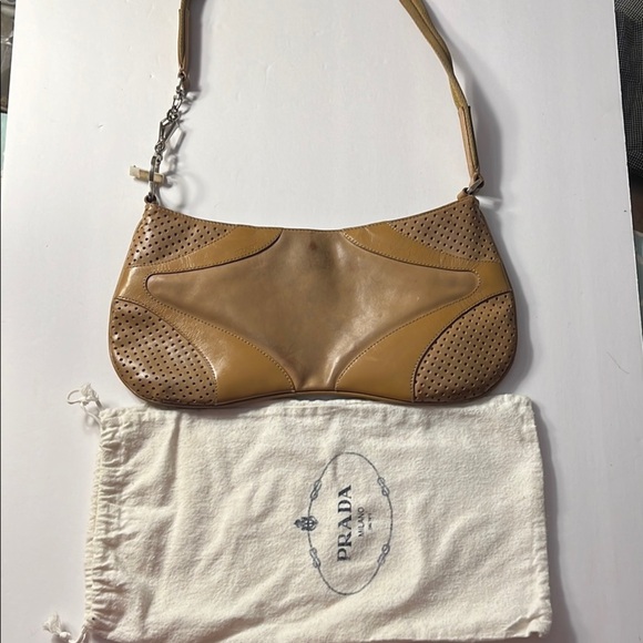 Y2K Vintage! Prada Tan Perforated Leather Women's Shoulder Bag - Picture 2 of 11